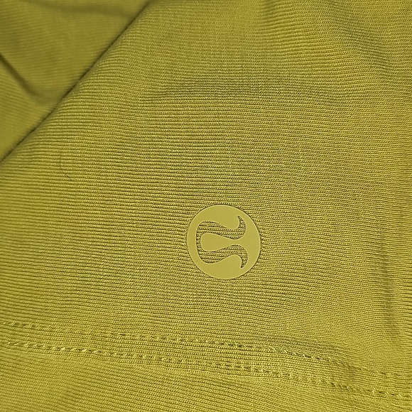 Lululemon Athletica Short Sleeve T-shirt - Picture 3 of 4